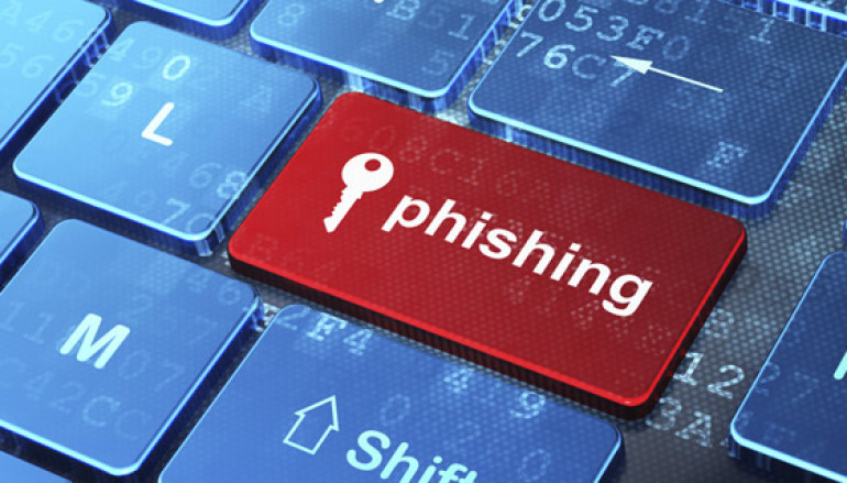 Hackers compromising checkout process on retail sites, redirecting shoppers to phishing page