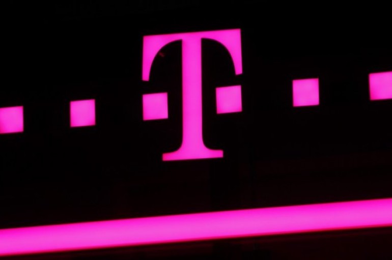 Deutsche Telekom says up to 900,000 customers hit with suspected cyberattack