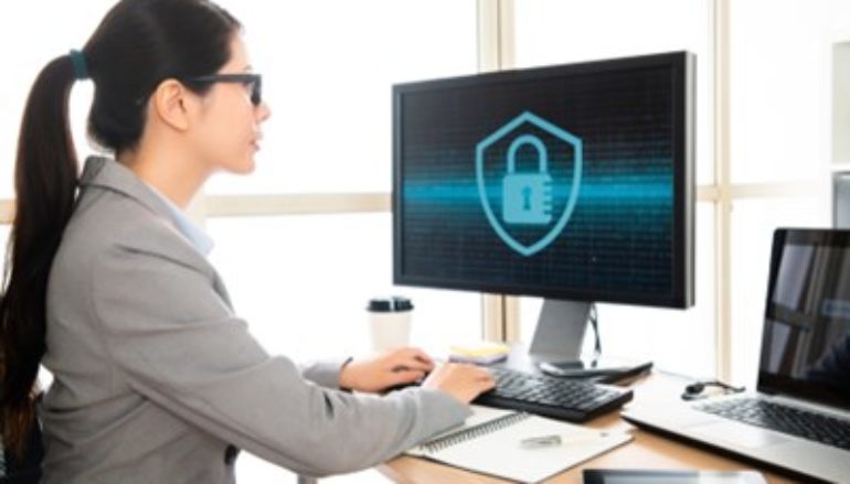 Employees’ Poor Security Habits Getting Worse, Survey Finds