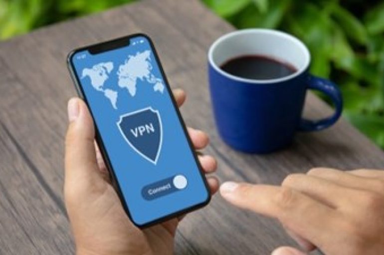 Senators Urge Security Audit of Foreign VPNs