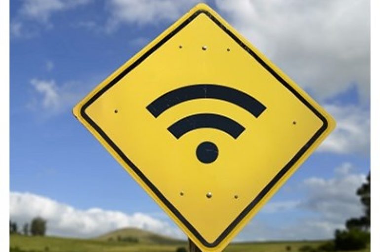 FBI: Don’t Dabble with Public Wi-Fi This Holiday Season